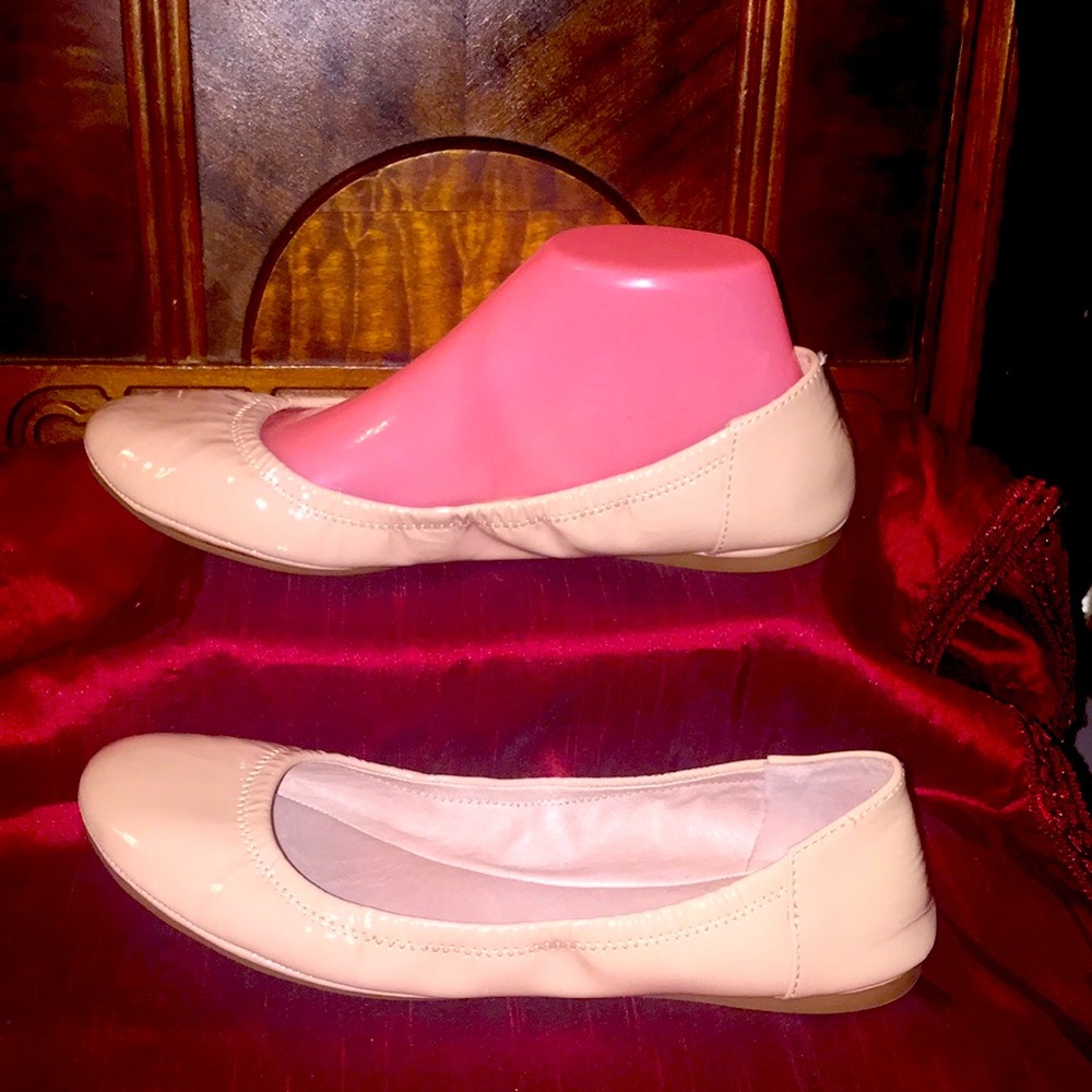 Vince Camuto Beige Women’s Ballet Flats Patent 8M